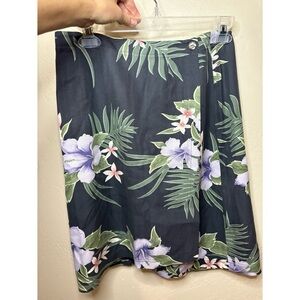 Tommy Bahama Silk Skirt Size 8
